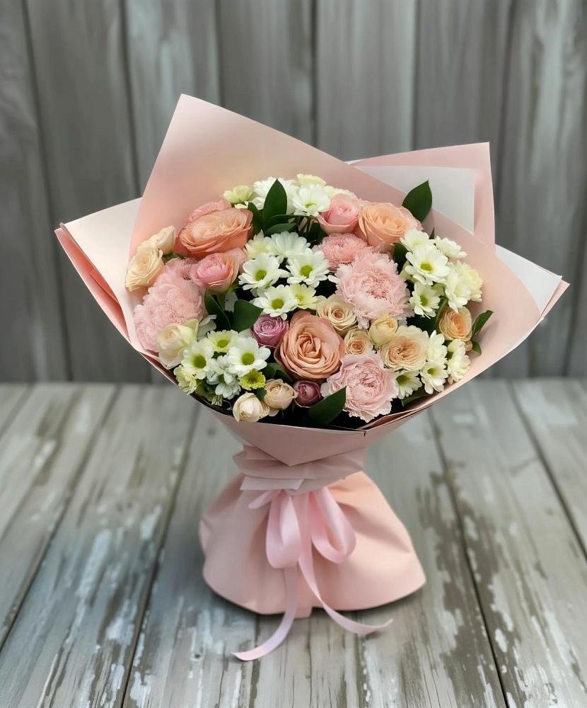 Букет цветов из: Гвоздики, Розы и Хризантемы в Новотитаровской