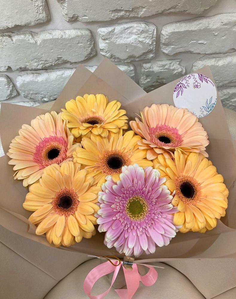 Букет цветов из: Герберы в Новотитаровской