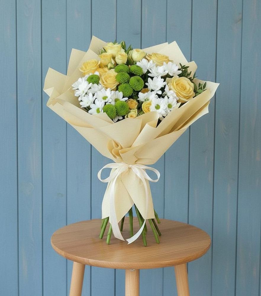 Букет цветов из: Хризантемы и Розы в Новотитаровской