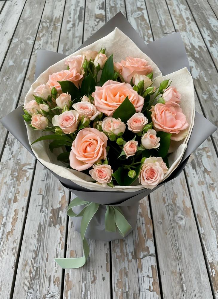 Букет цветов из: Розы в Новотитаровской
