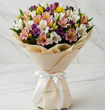 Букет цветов из:  Альстромерии в Новотитаровской