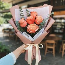 Букет цветов из:  Розы в Новотитаровской