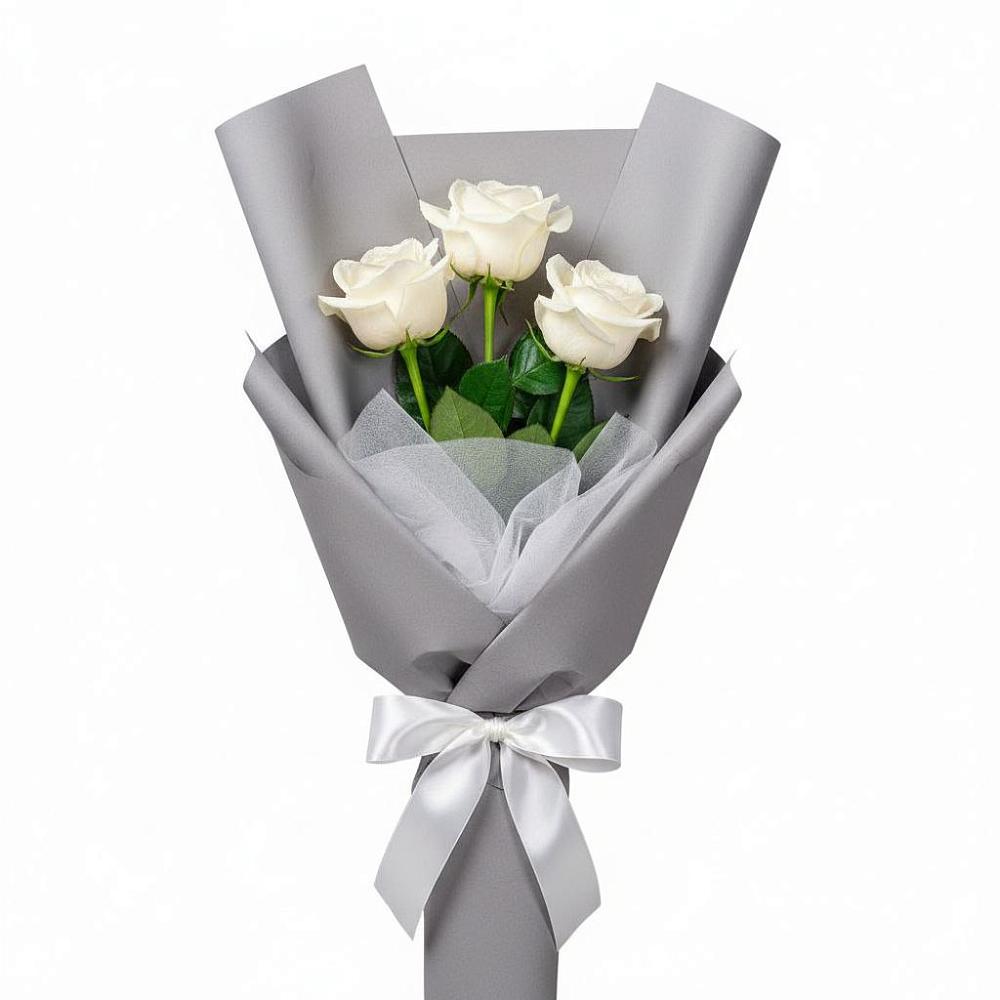 Букет 3 белые розы в Новотитаровской