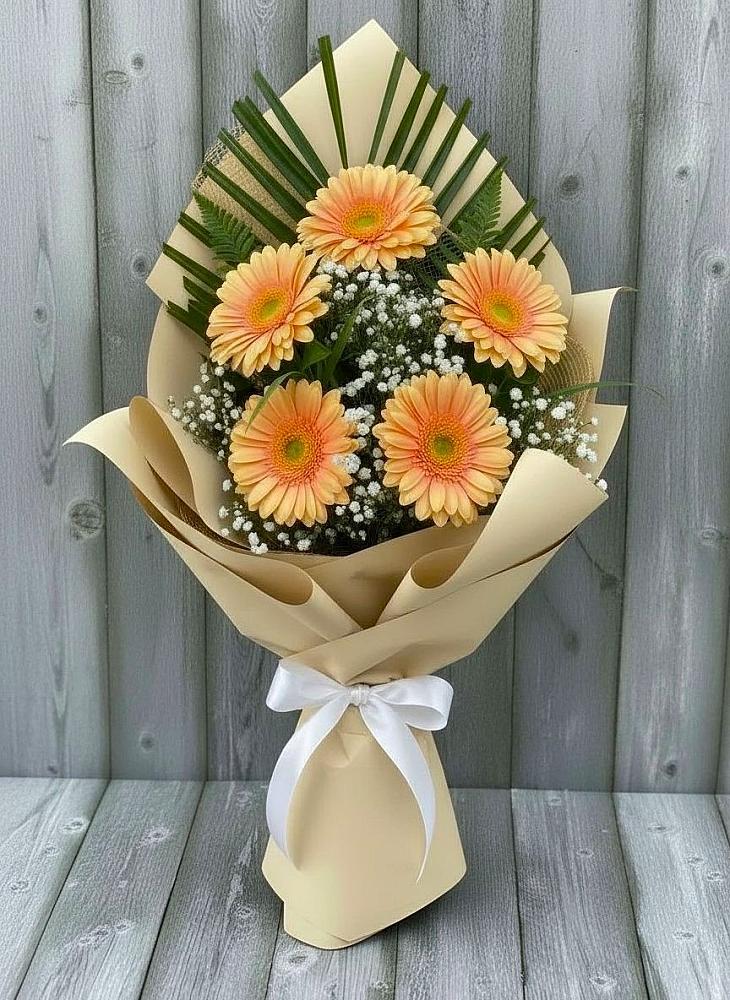 Букет цветов из: Герберы в Новотитаровской