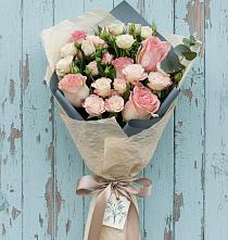 Букет цветов из:  Розы в Новотитаровской