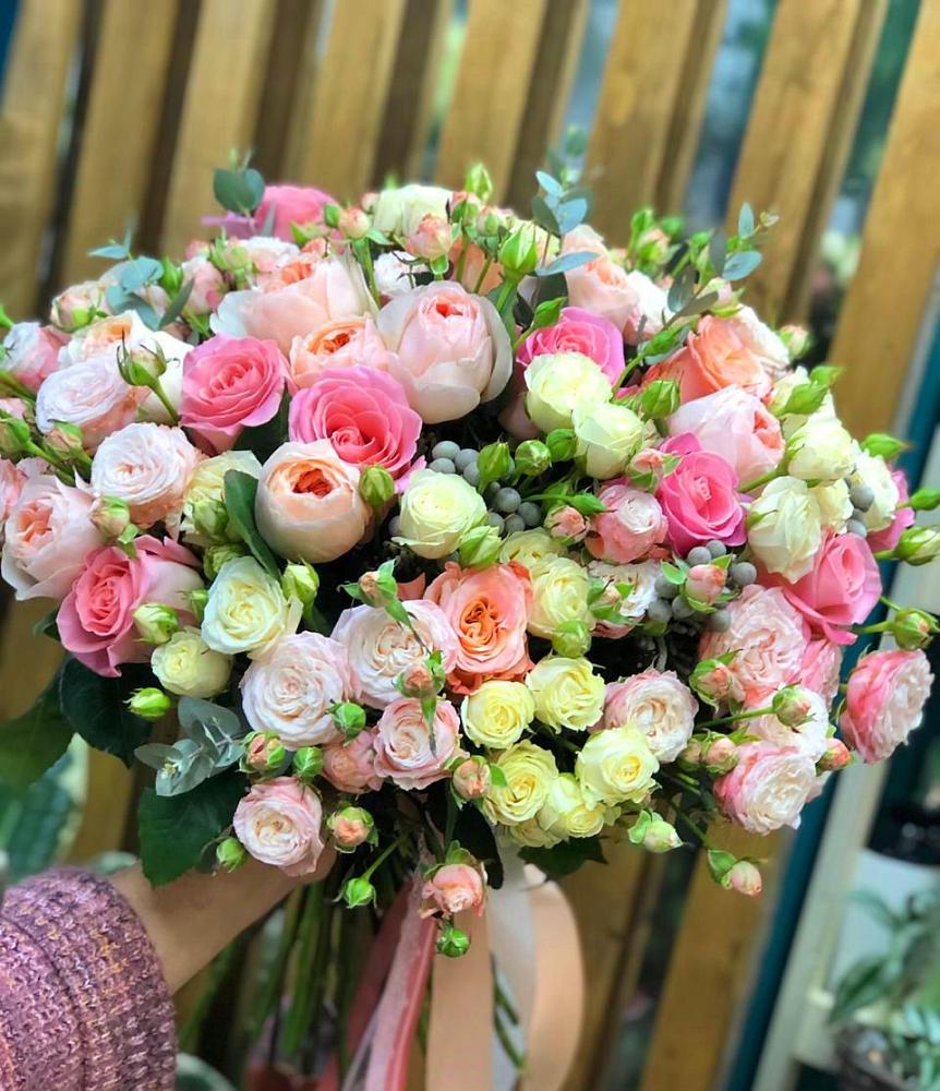 Букет цветов из: Розы в Новотитаровской