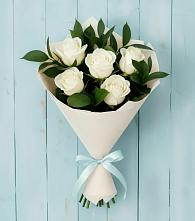 Букет цветов из:  Розы в Новотитаровской