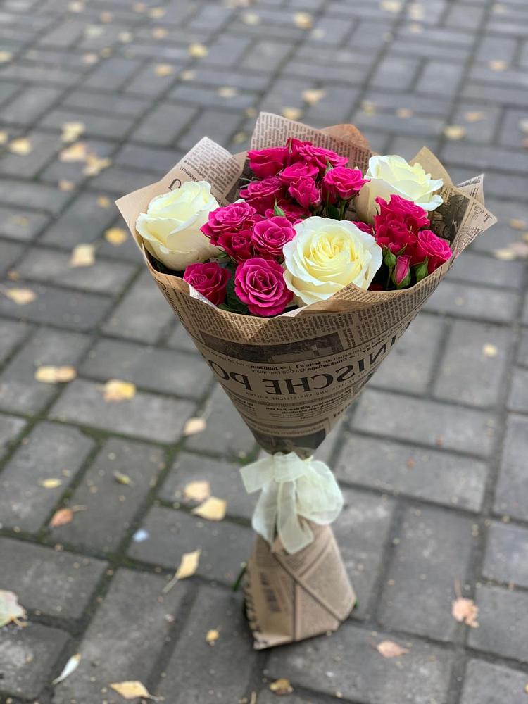 Букет цветов из: Розы в Новотитаровской