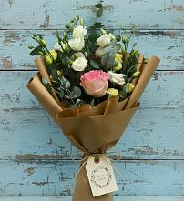 Букет цветов из:  Розы и Лизиантусы #REPLACE_PRED# Новотитаровской