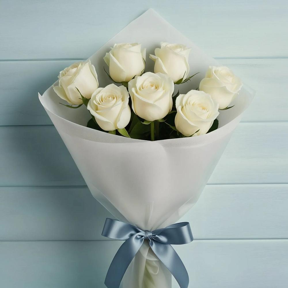 Букет 7 Белых роз Эдлесс Лав в Новотитаровской